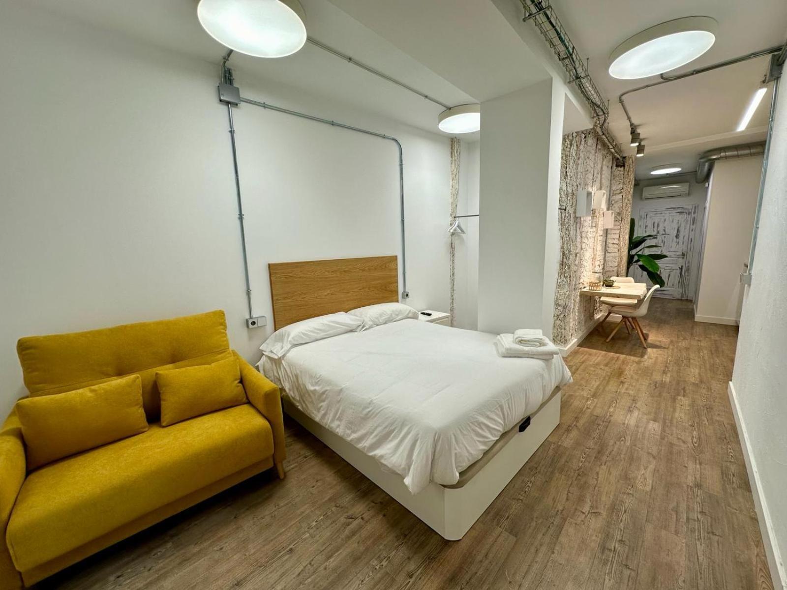 Apartamentos Carolina By Gaiarooms Leon Ngoại thất bức ảnh