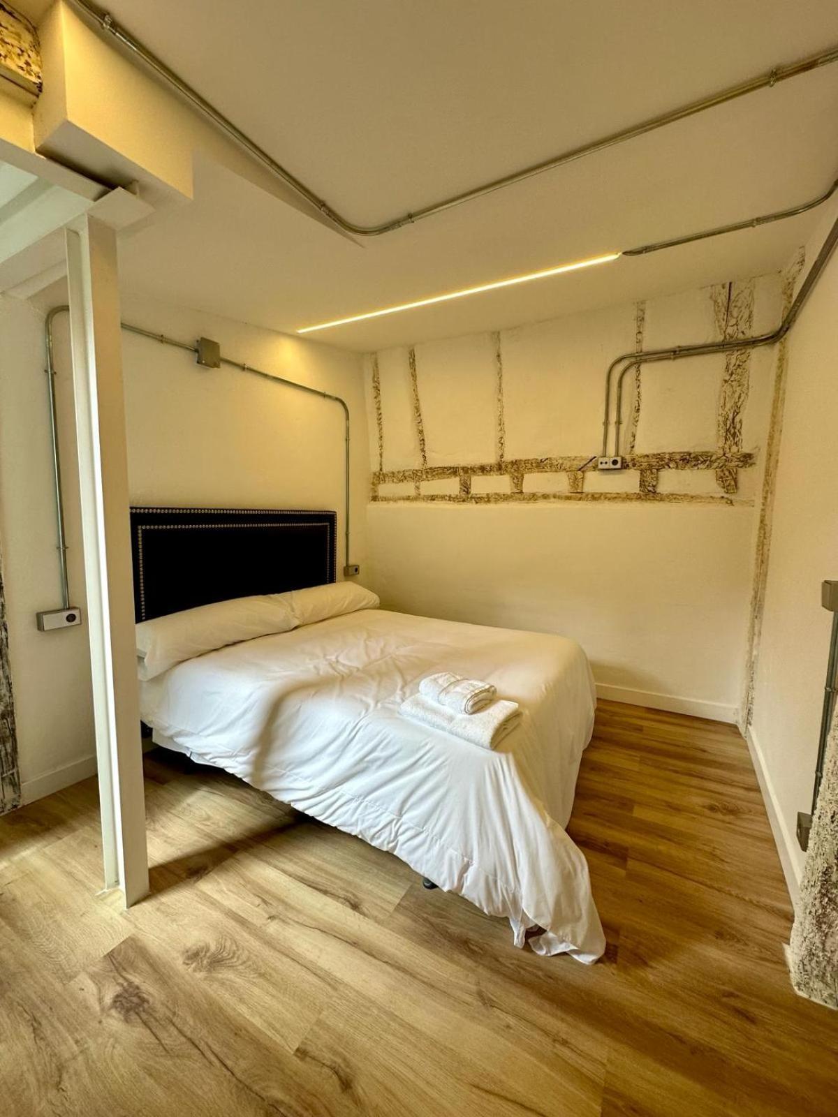 Apartamentos Carolina By Gaiarooms Leon Ngoại thất bức ảnh