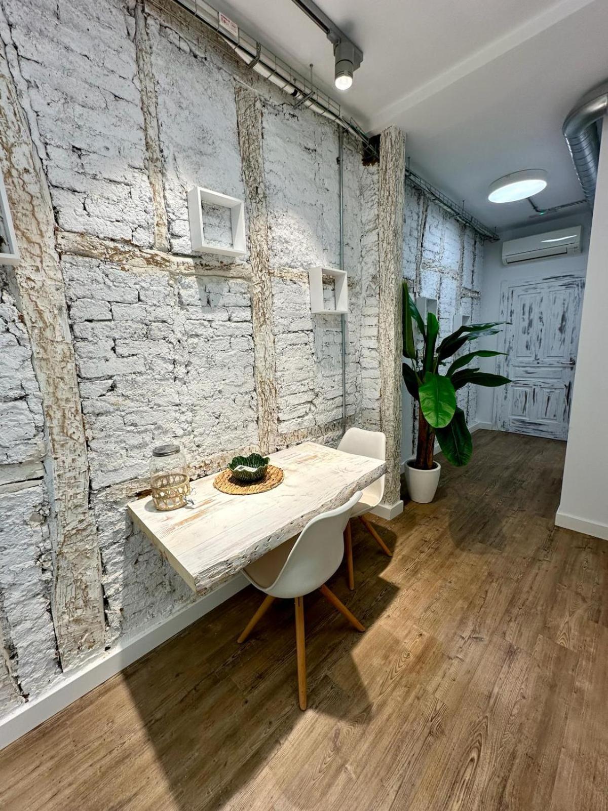 Apartamentos Carolina By Gaiarooms Leon Ngoại thất bức ảnh