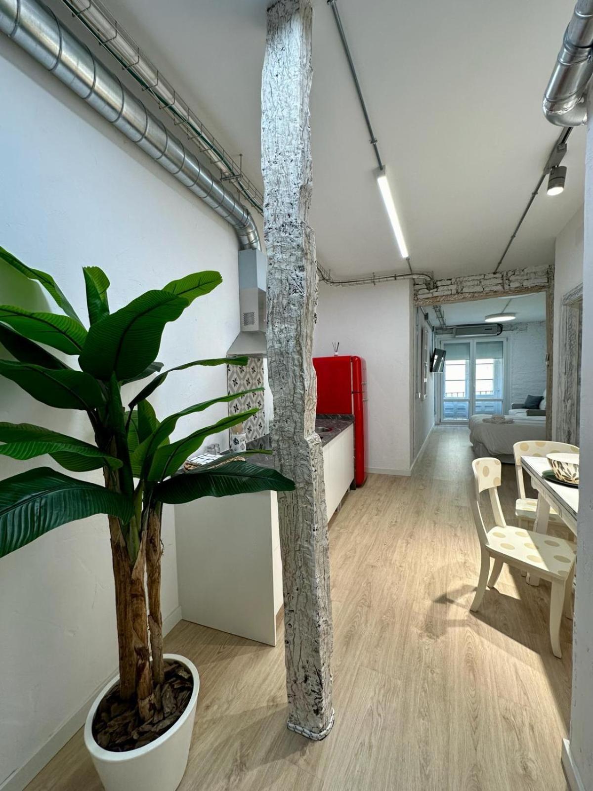 Apartamentos Carolina By Gaiarooms Leon Ngoại thất bức ảnh
